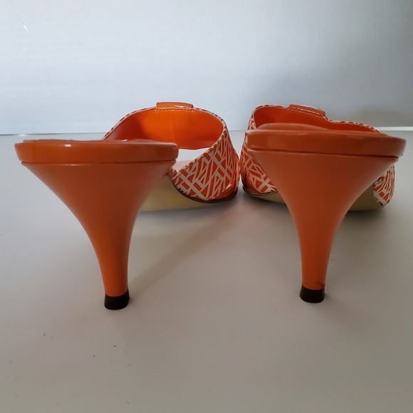 New Anne Klein Makendra Orange Satin Mule Size 10 - Picture 5 of 7